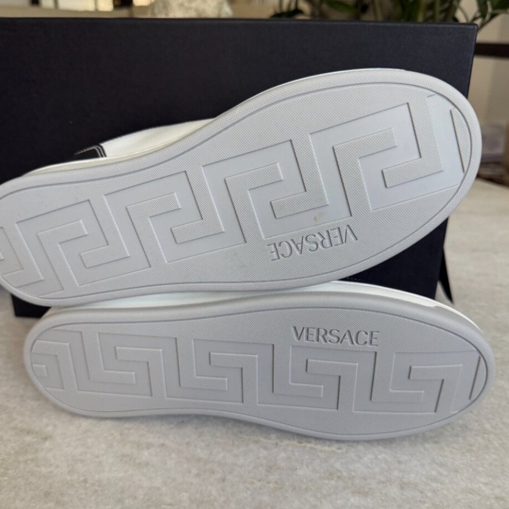 Versace Medusa Mens Leather White/Silver Sneakers Mens Size 10 US - Picture 14 of 15